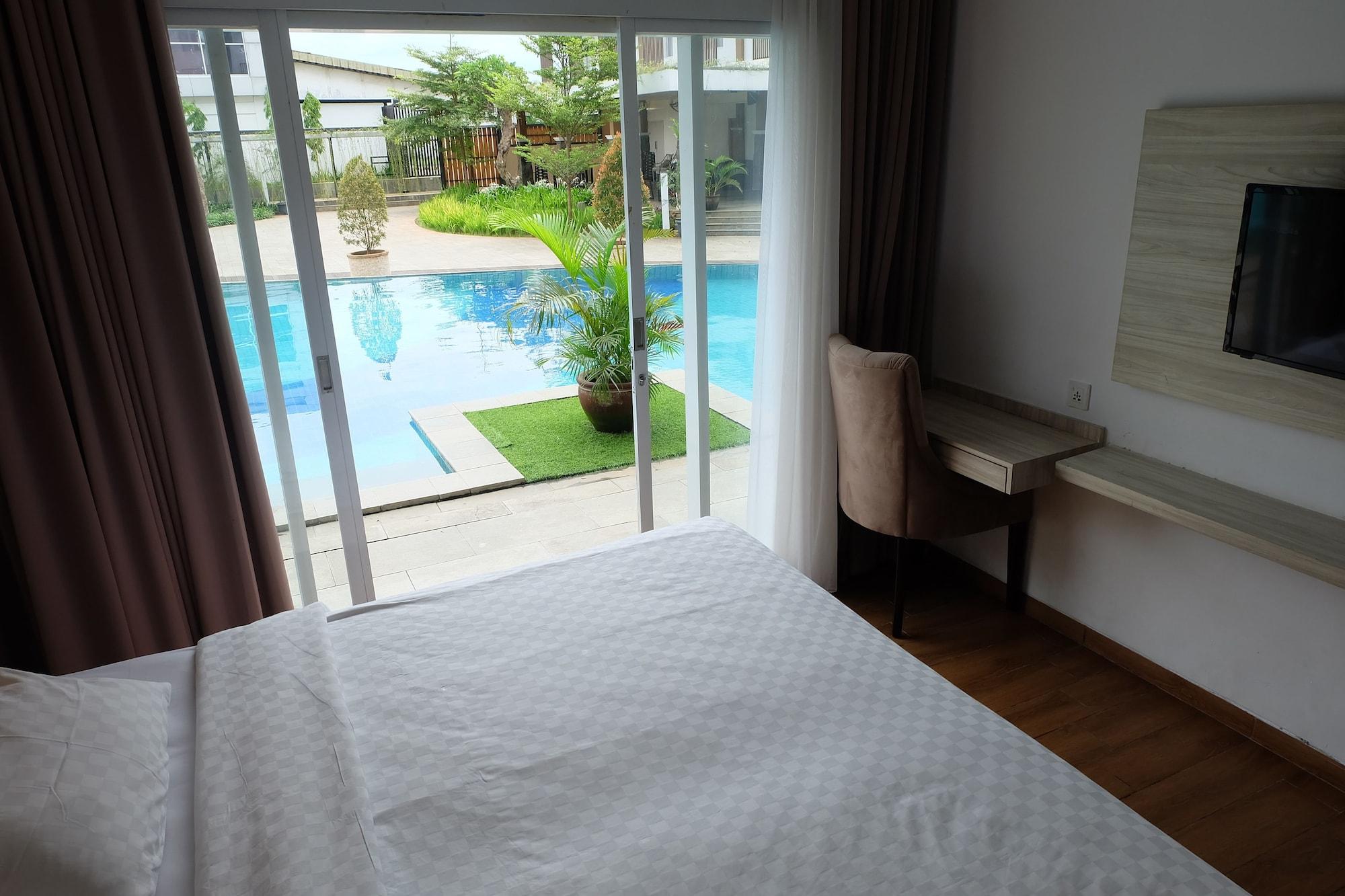 Akshaya Hotel Karawang Exterior foto
