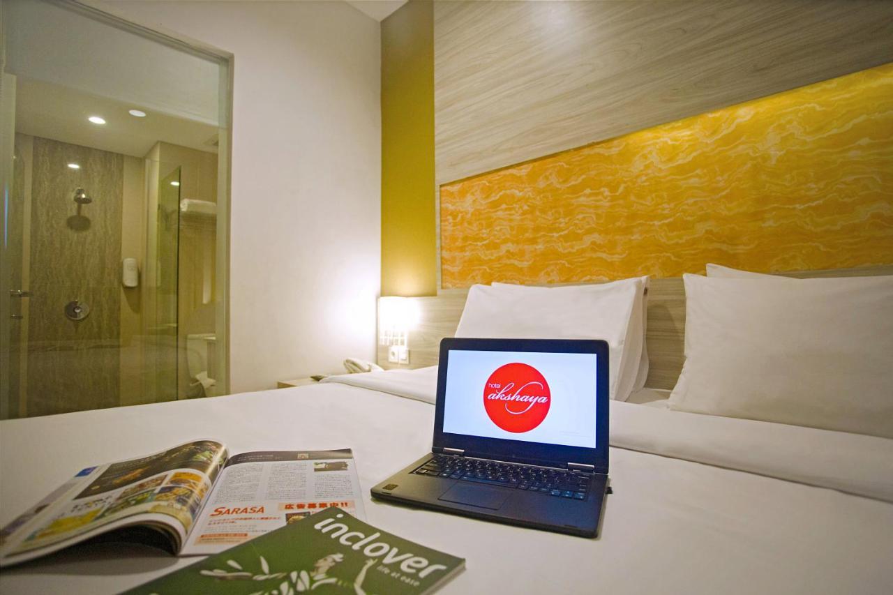 Akshaya Hotel Karawang Exterior foto