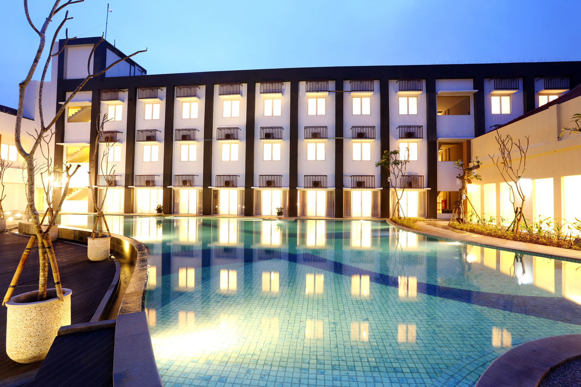 Akshaya Hotel Karawang Exterior foto